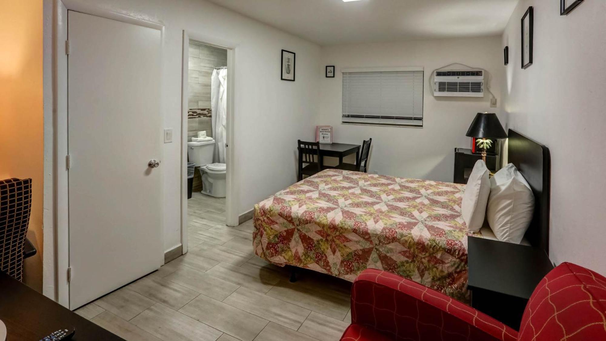Richard'S Motel Courtyard ฮอลลีวูด ภายนอก รูปภาพ
